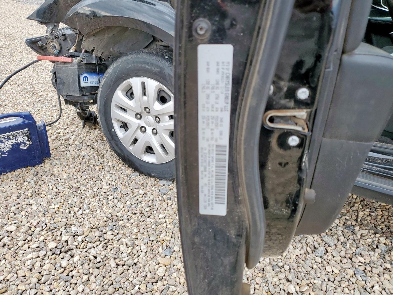 2015 Dodge Journey Se VIN: 3C4PDCAB5FT588008 Lot: 82475675