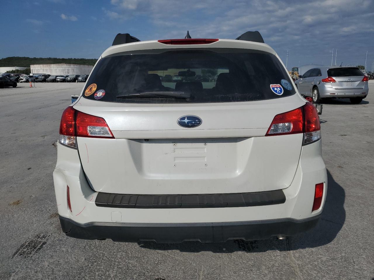 2011 Subaru Outback 3.6R Limited VIN: 4S4BRDKC3B2376031 Lot: 85160065