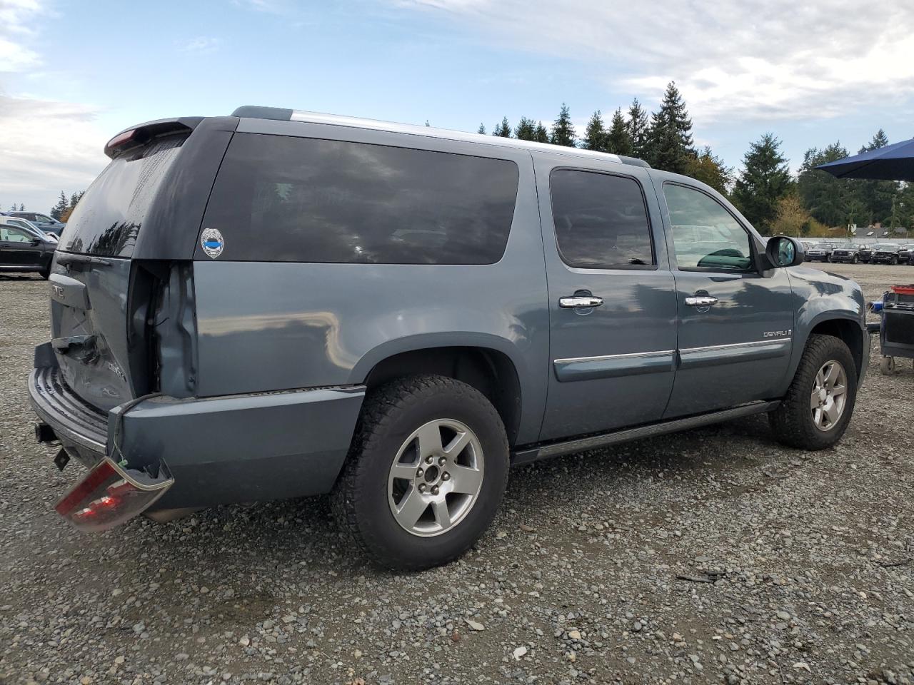2007 GMC Yukon Xl Denali VIN: 1GKFK66857J387223 Lot: 89518535