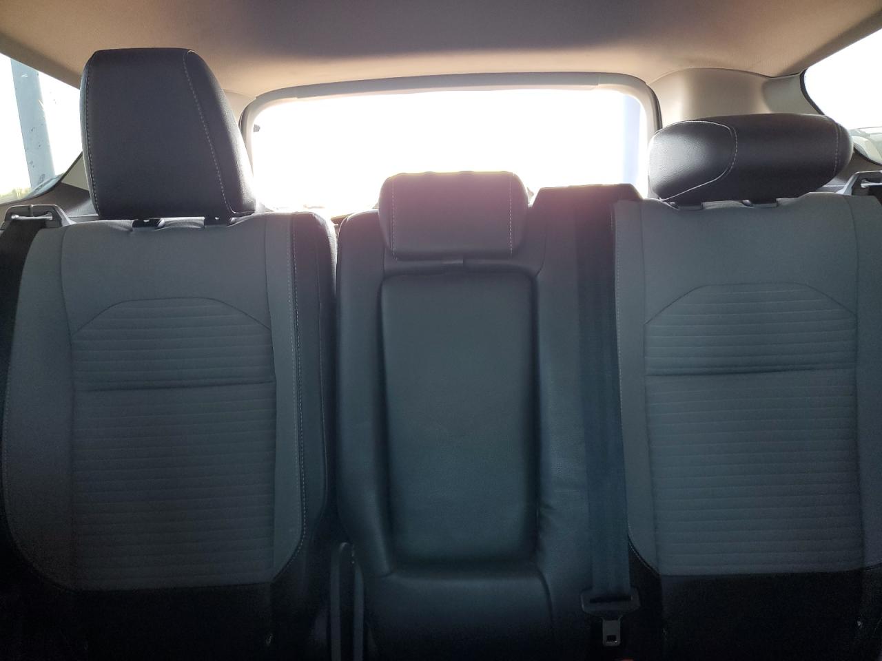 2018 Ford Escape Se VIN: 1FMCU0GDXJUD37663 Lot: 89918455