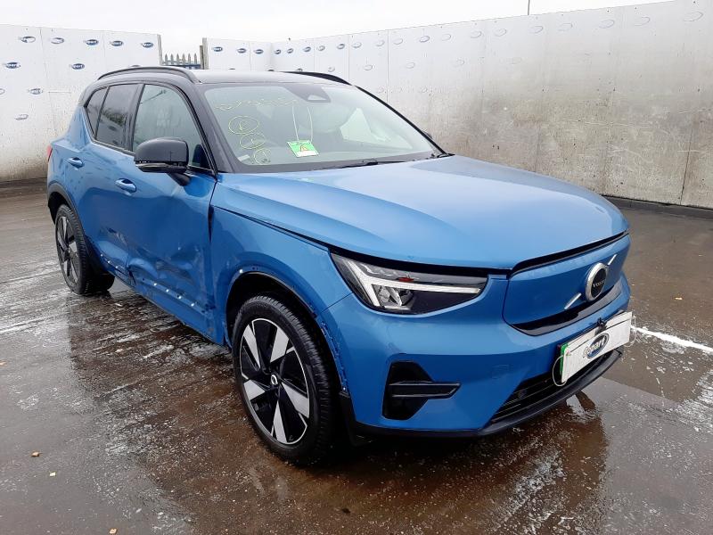 2023 VOLVO XC40 CORE RECHARGE TWIN E 