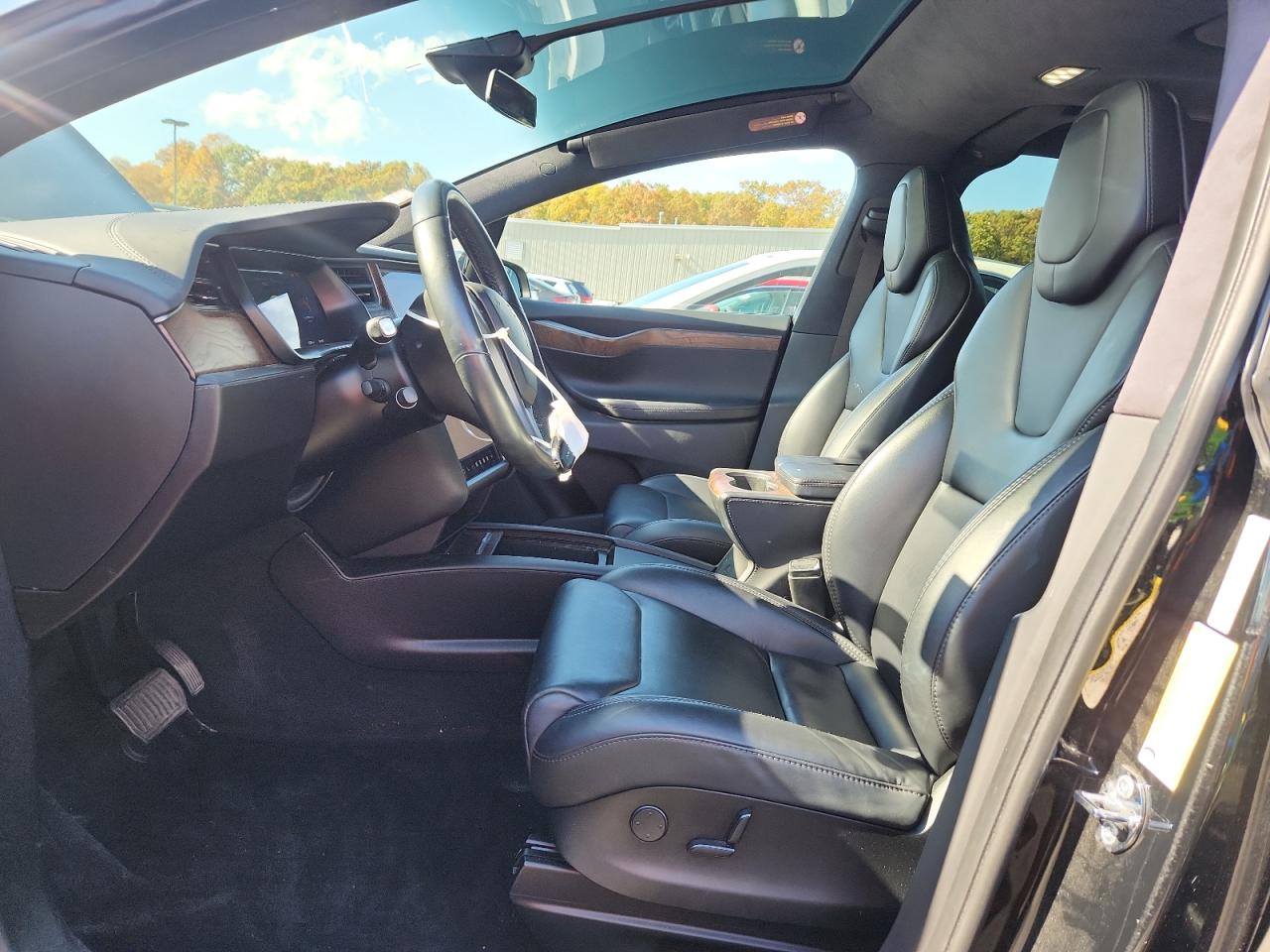 2018 Tesla Model X VIN: 5YJXCBE25JF120309 Lot: 89675095