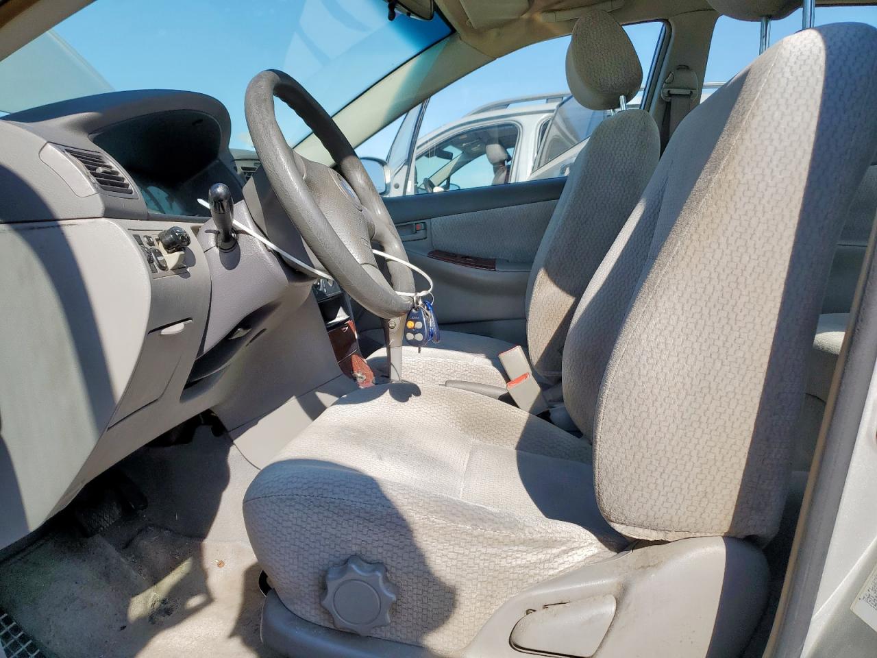 2003 Toyota Corolla Ce VIN: JTDBR32E732003236 Lot: 85562055