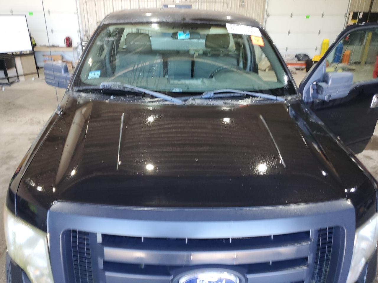 2010 Ford F150 VIN: 1FTMF1C88AKE06766 Lot: 85738805