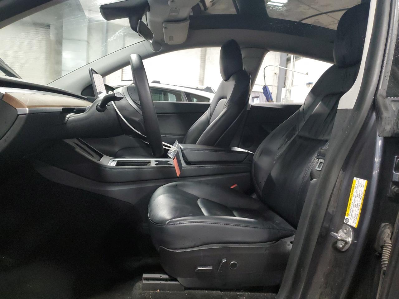 2021 Tesla Model Y VIN: 5YJYGAEE5MF188109 Lot: 85914925