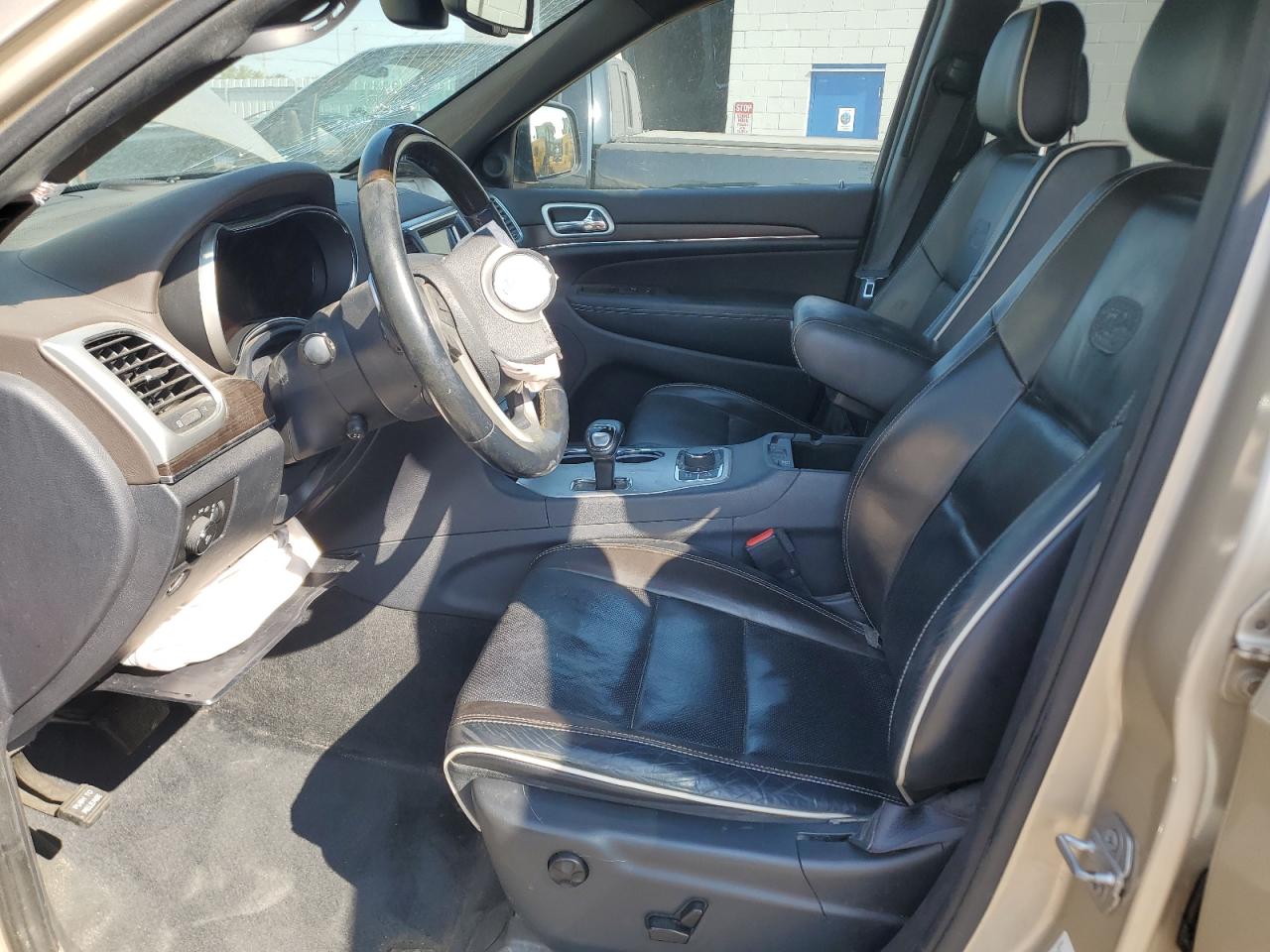 2015 Jeep Grand Cherokee Overland VIN: 1C4RJFCG4FC634600 Lot: 82426395