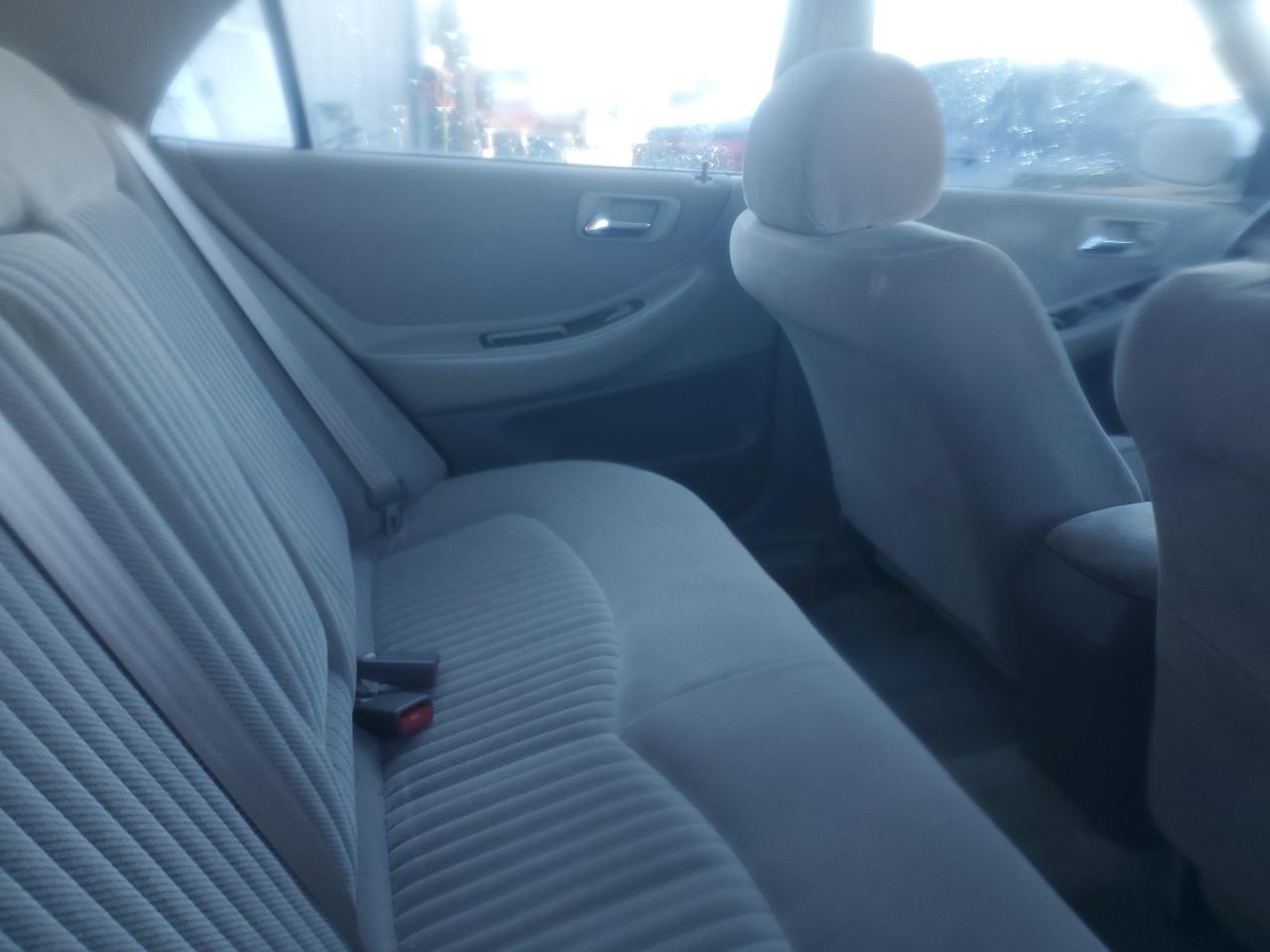 1998 Honda Accord Lx VIN: 1HGCG5647WA082037 Lot: 84946085