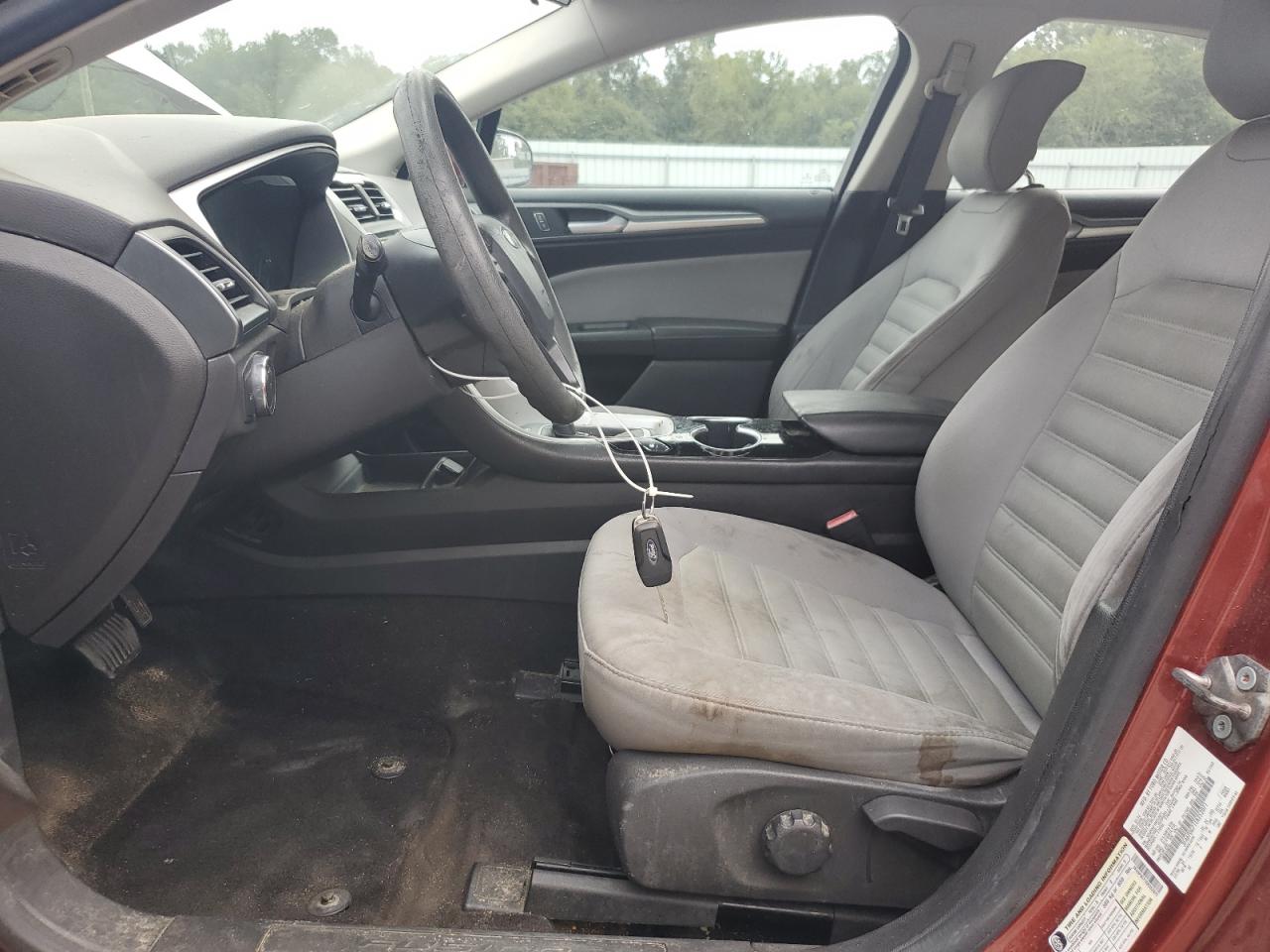 2014 Ford Fusion S VIN: 3FA6P0G71ER252071 Lot: 86438945