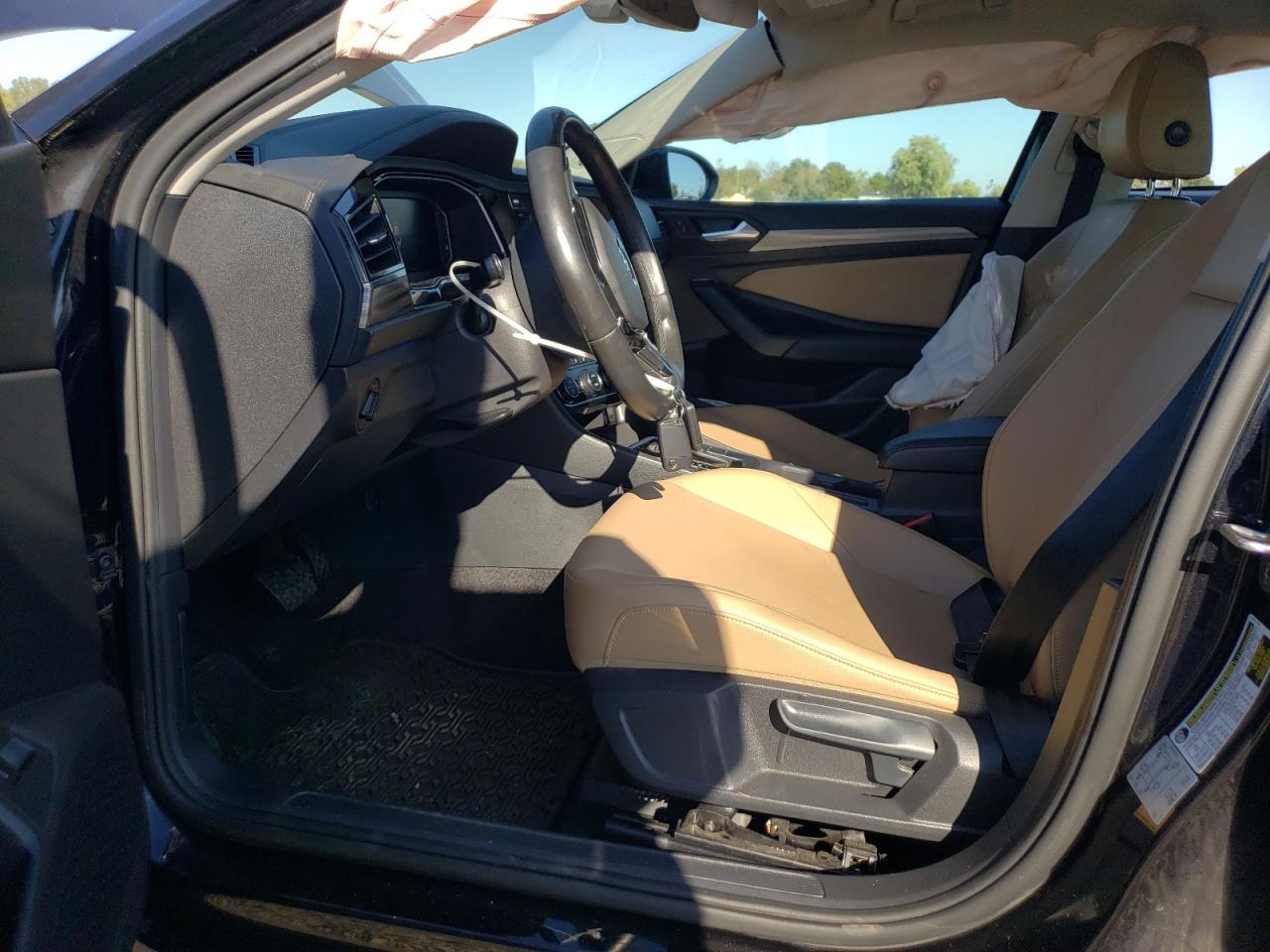 2019 Volkswagen Jetta Sel VIN: 3VWE57BU8KM043689 Lot: 84440545