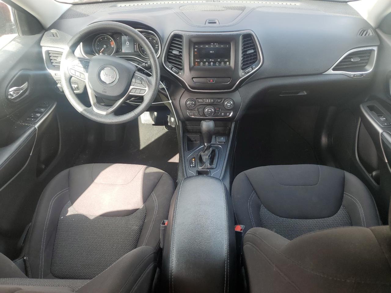 2020 Jeep Cherokee Latitude VIN: 1C4PJLCBXLD653457 Lot: 85158855