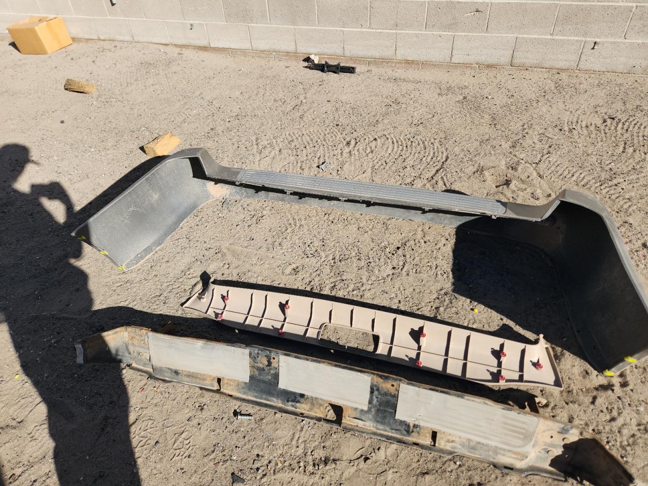 2000 Lexus Lx 470 VIN: JT6HT00W9Y0111812 Lot: 91009415