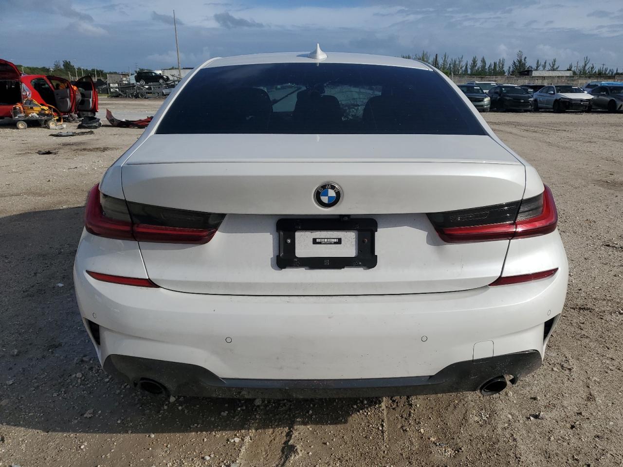 2022 BMW 330Xi VIN: 3MW5R7J04N8C71947 Lot: 83886095