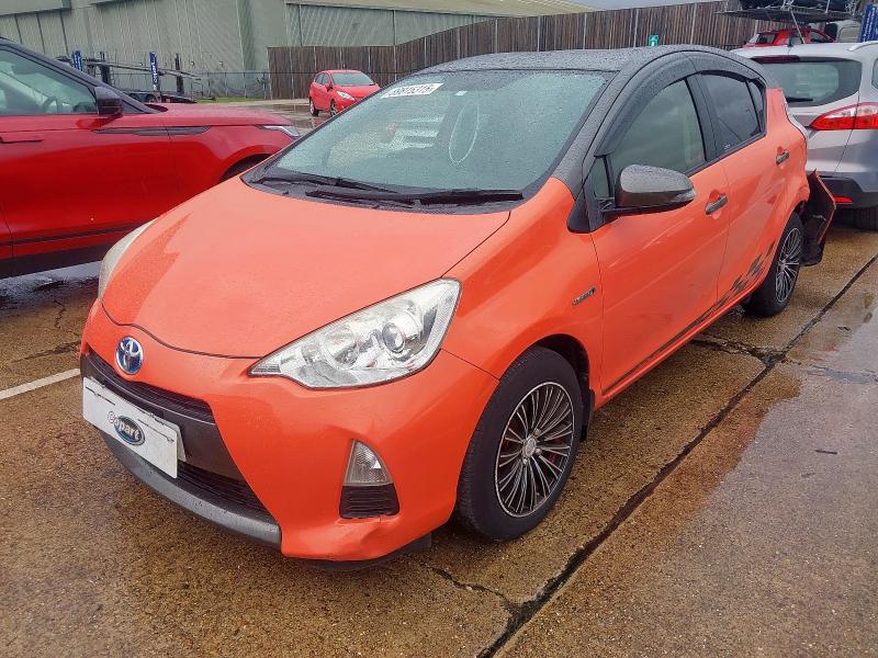 2013 TOYOTA AQUA HYBRID AUTO  for sale at Copart NEWBURY