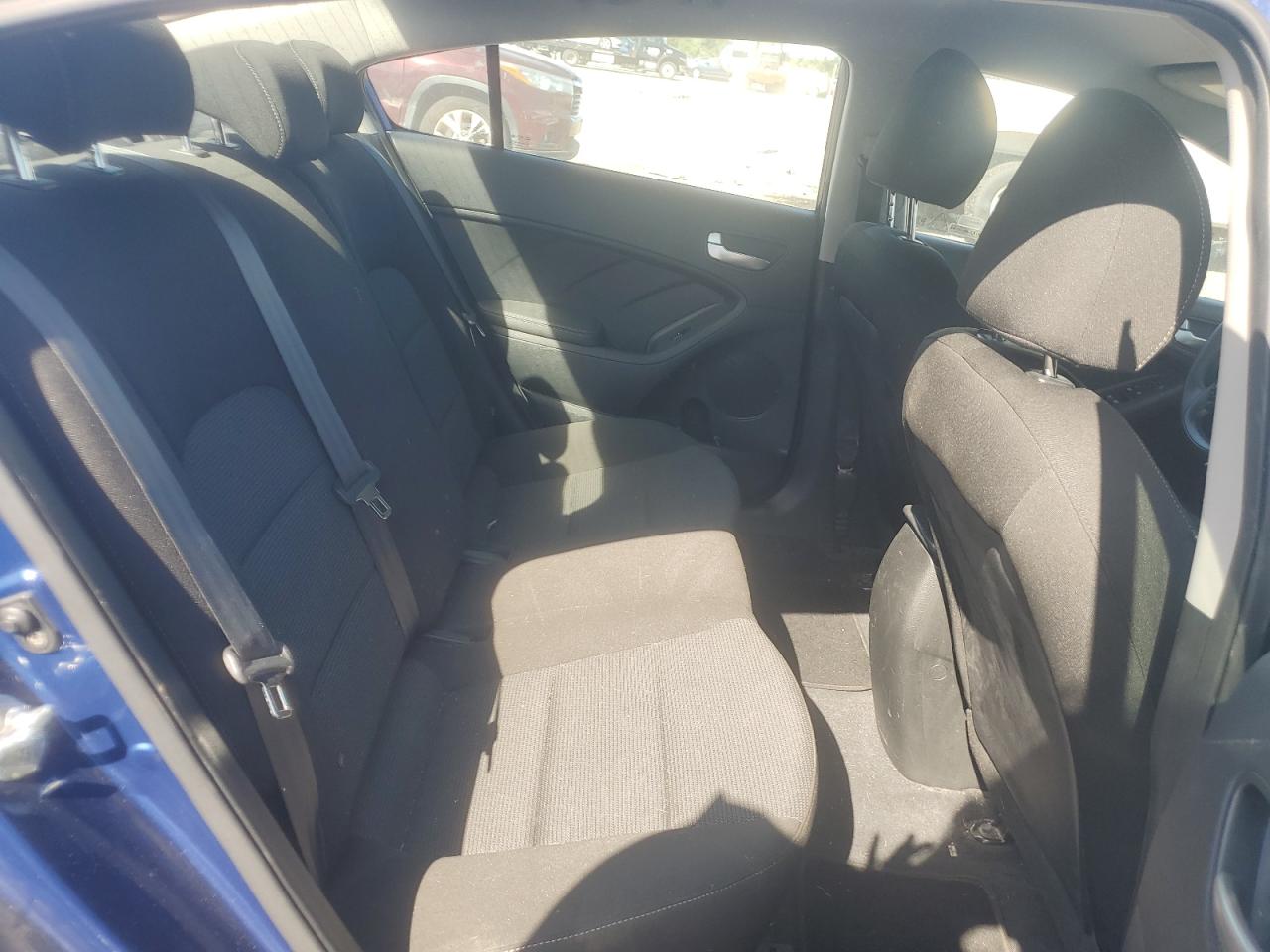 2018 Kia Forte Lx VIN: 3KPFK4A73JE260537 Lot: 84387985