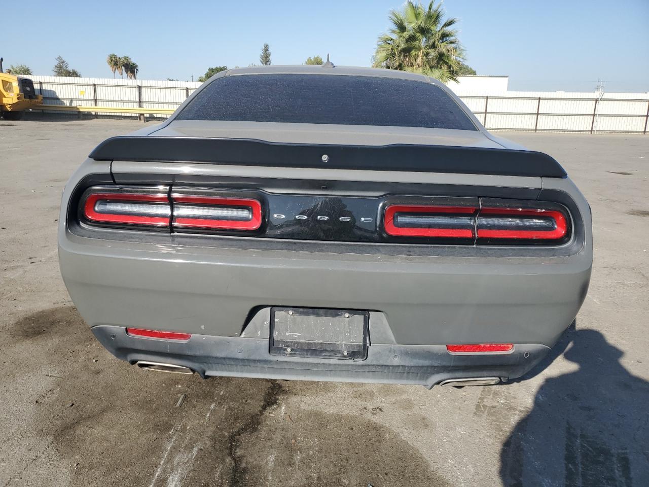 2018 Dodge Challenger Sxt VIN: 2C3CDZAG9JH155102 Lot: 81789595