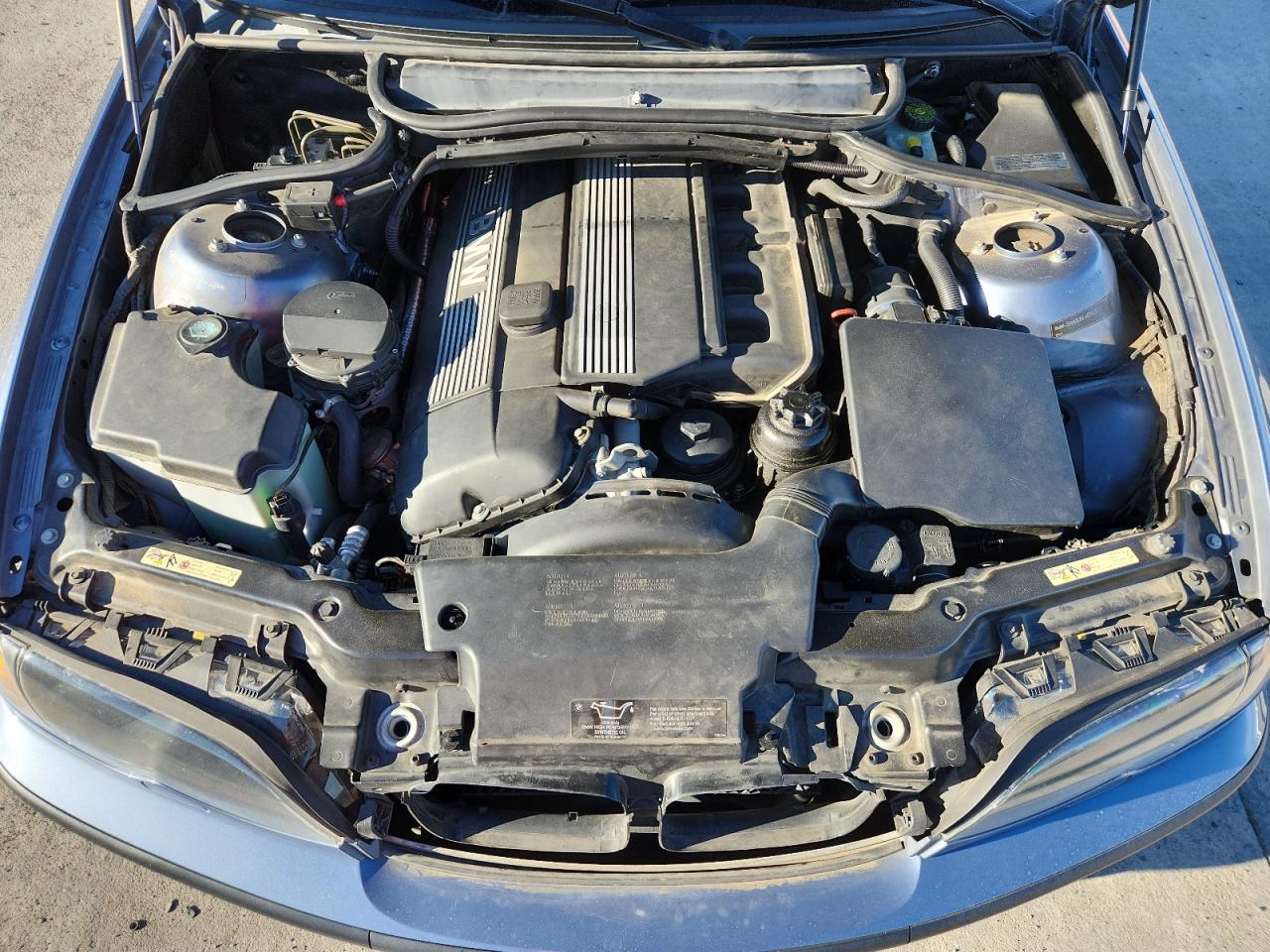 2004 BMW 325 Xi VIN: WBAEU33444PR06768 Lot: 81847255