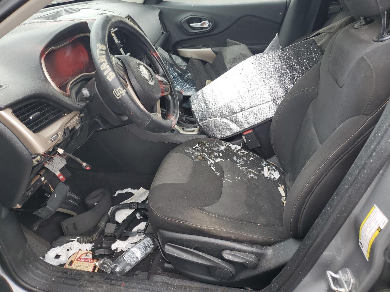 2017 Jeep Cherokee Sport VIN: 1C4PJLABXHW626371 Lot: 82406275