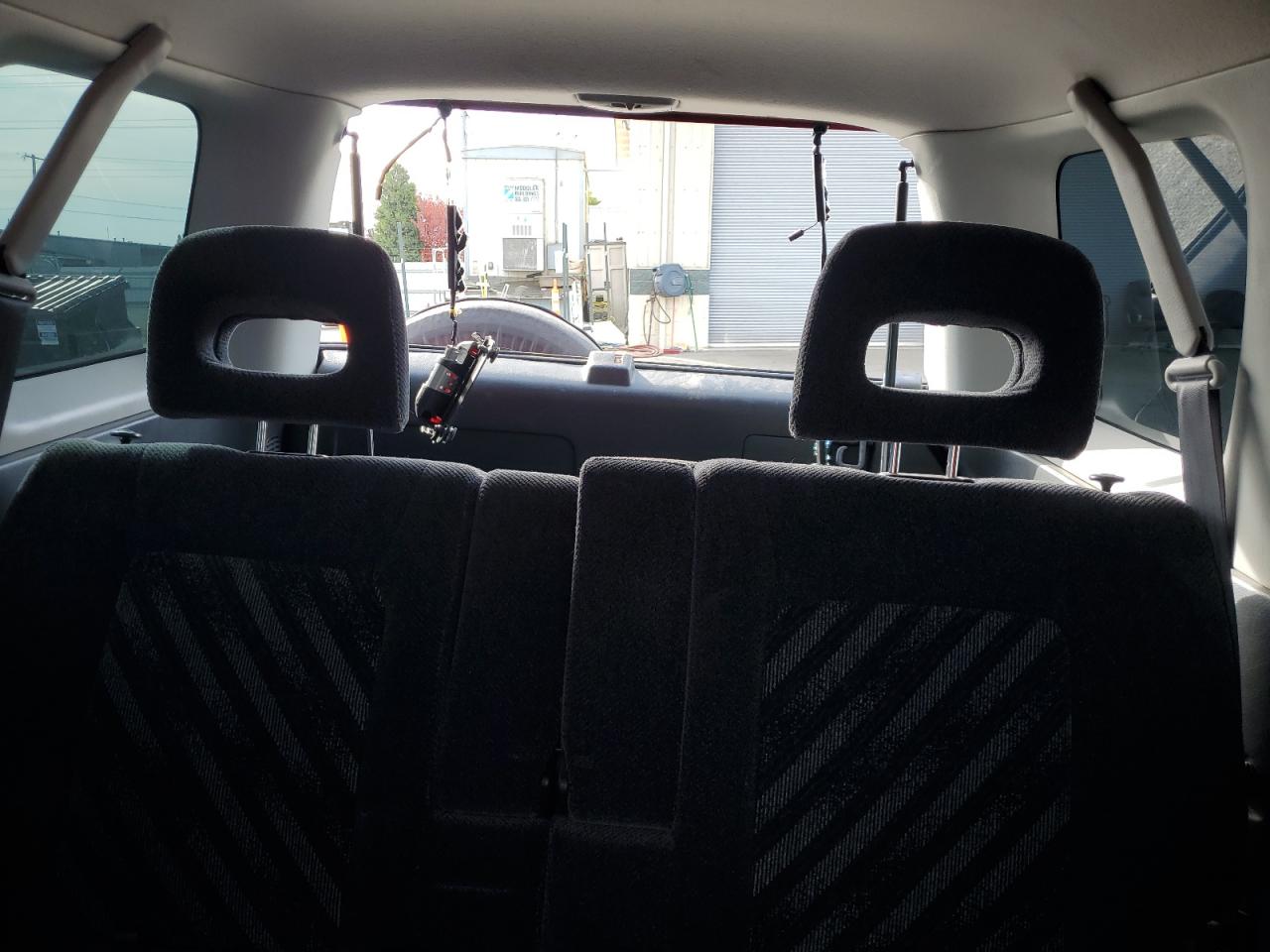 2000 Honda Cr-V Lx VIN: JHLRD1844YC036375 Lot: 82295995