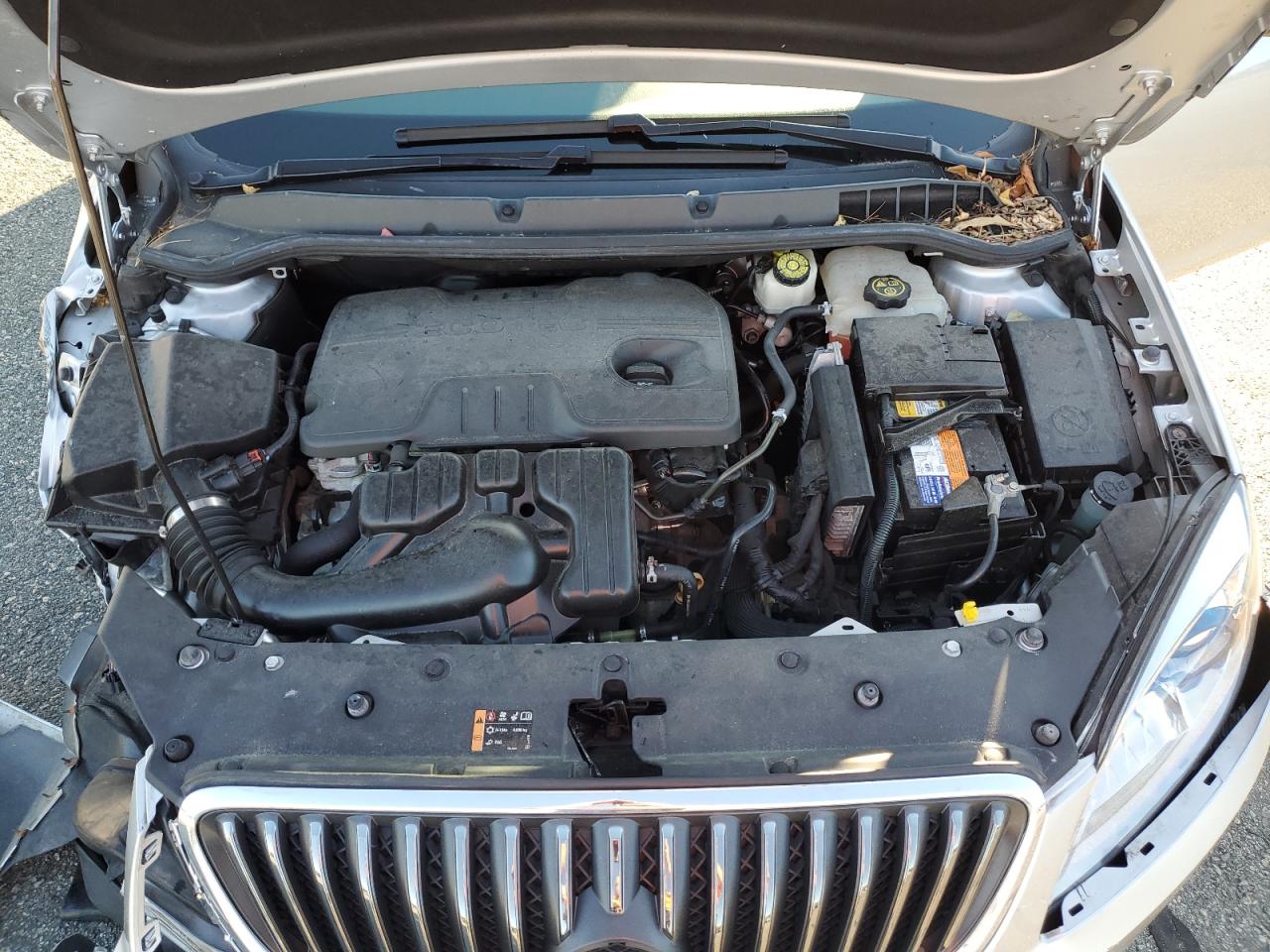 2015 Buick Verano VIN: 1G4PS5SK4F4202048 Lot: 81764845