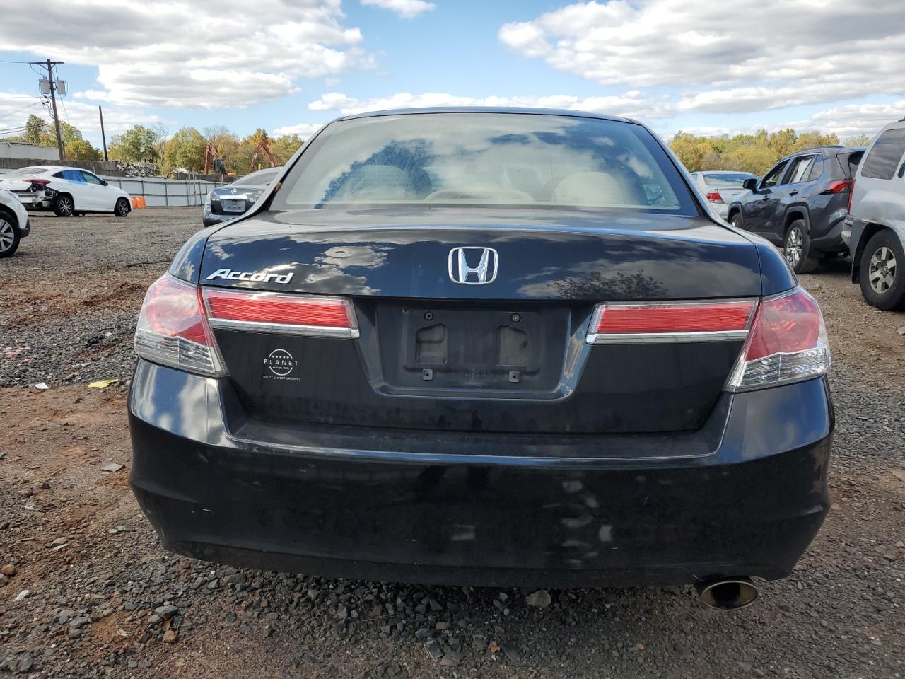 2011 Honda Accord Lx VIN: 1HGCP2F32BA129135 Lot: 86288075