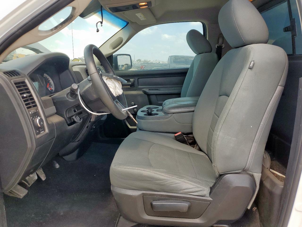 2014 Ram 1500 St VIN: 3C6JR6AT7EG256877 Lot: 84927005