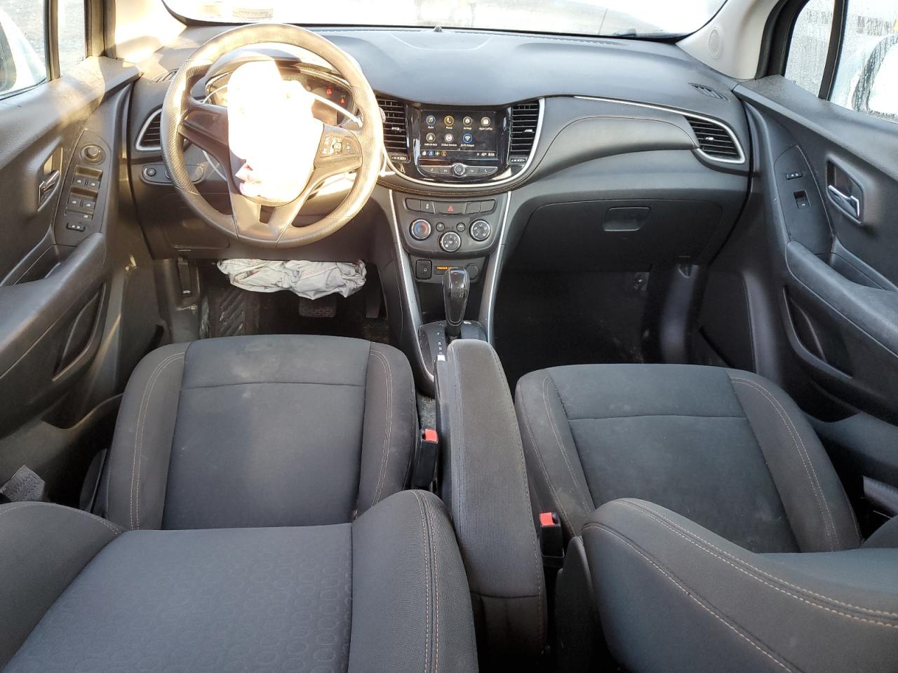 2018 Chevrolet Trax Ls VIN: KL7CJNSB5JB716062 Lot: 87374615