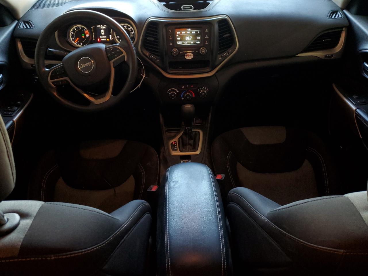 2018 Jeep Cherokee Latitude VIN: 1C4PJLCB4JD538995 Lot: 87384845