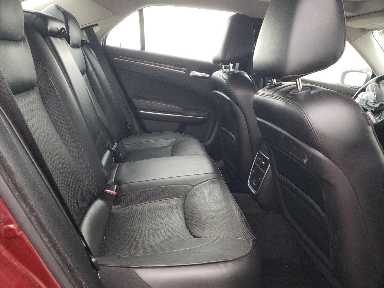 2018 Chrysler 300 Limited VIN: 2C3CCAEG1JH301748 Lot: 89511345