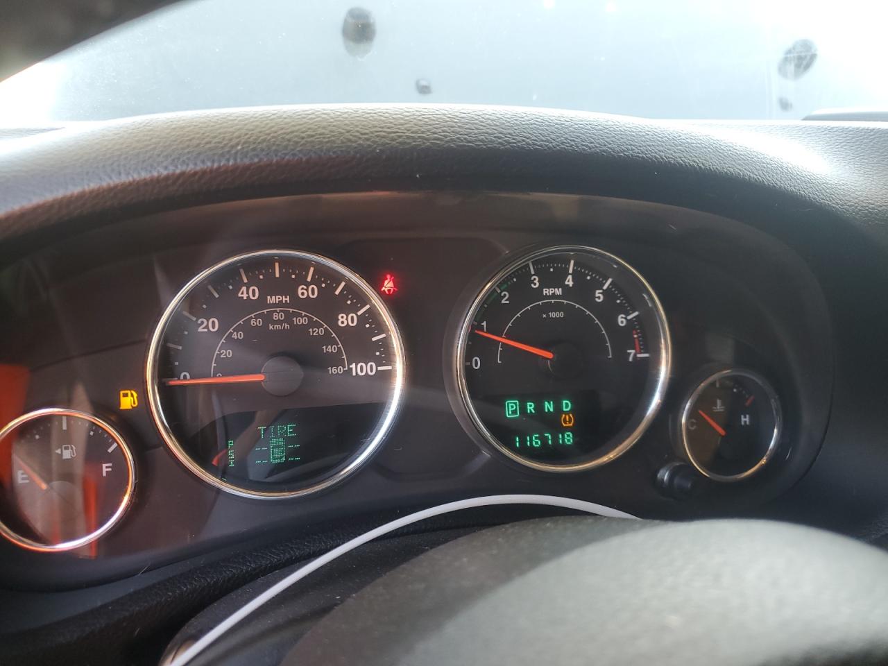 2014 Jeep Wrangler Unlimited Sport VIN: 1C4BJWDG9EL229041 Lot: 82405965