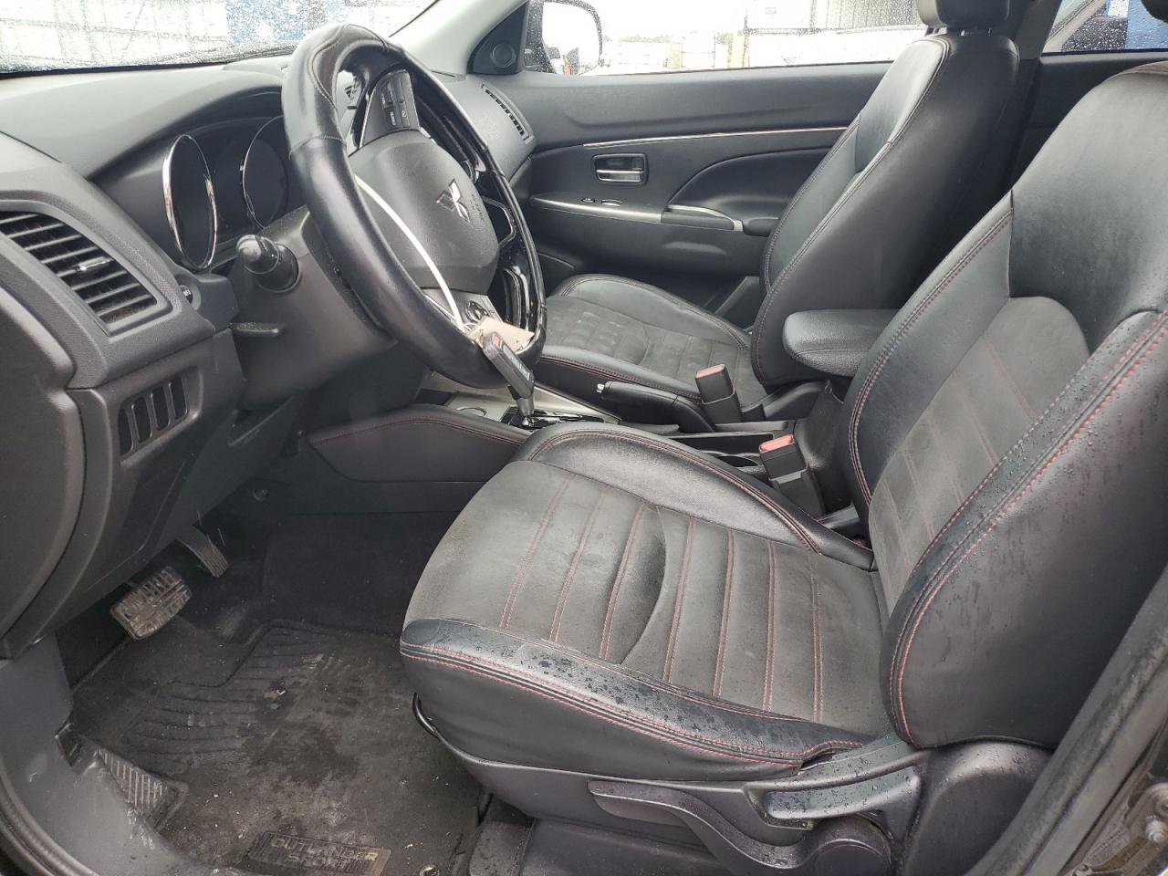 2018 Mitsubishi Outlander Sport Es VIN: JA4AP3AW2JZ034355 Lot: 84971875