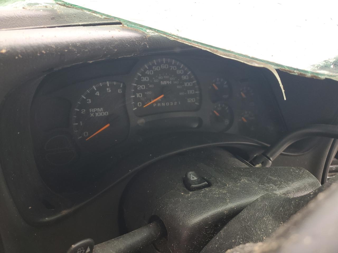 2004 Chevrolet Tahoe K1500 VIN: 1GNEK13T24R205100 Lot: 82677285