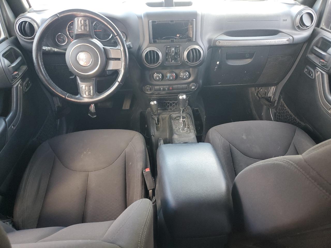 2017 Jeep Wrangler Unlimited Sport VIN: 1C4BJWDG3HL690515 Lot: 82348645