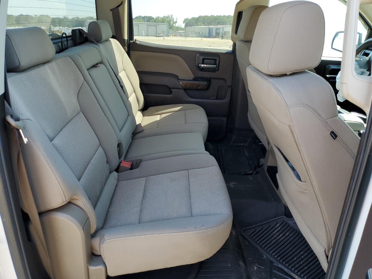 2018 Chevrolet Silverado C1500 Lt VIN: 3GCPCREC5JG379670 Lot: 84902715