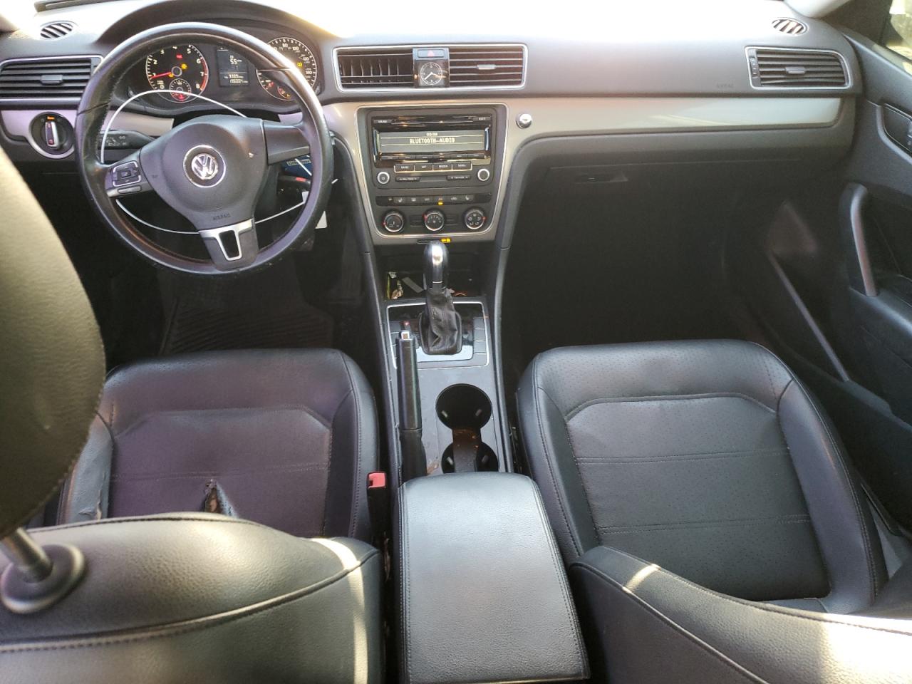 2014 Volkswagen Passat S VIN: 1VWAH7A35EC010640 Lot: 85377075