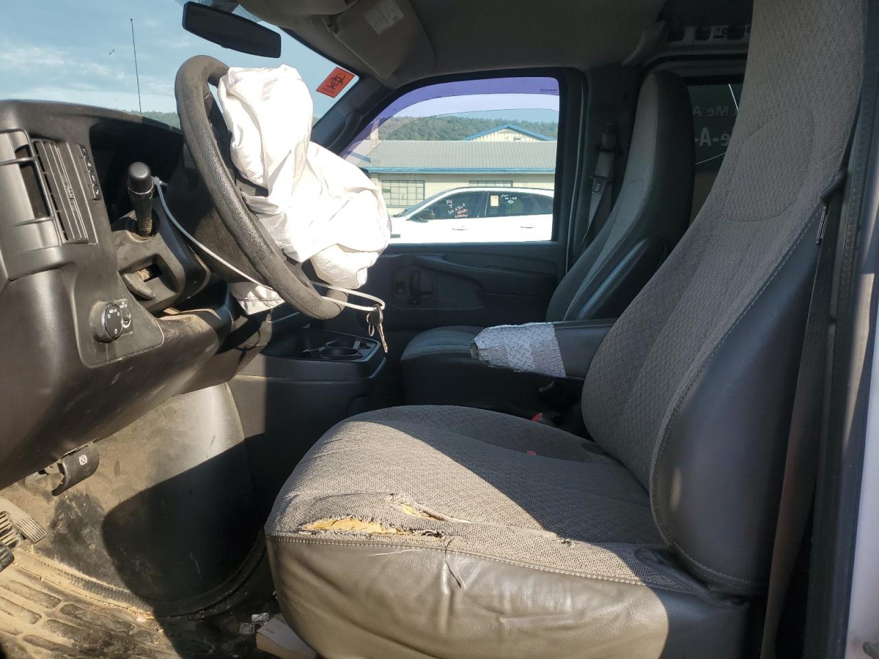 2011 Chevrolet Express G1500 VIN: 1GCSGAF42B1128449 Lot: 85550885