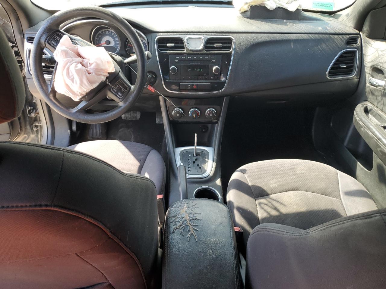 2012 Chrysler 200 Lx VIN: 1C3CCBAB1CN318589 Lot: 85273925