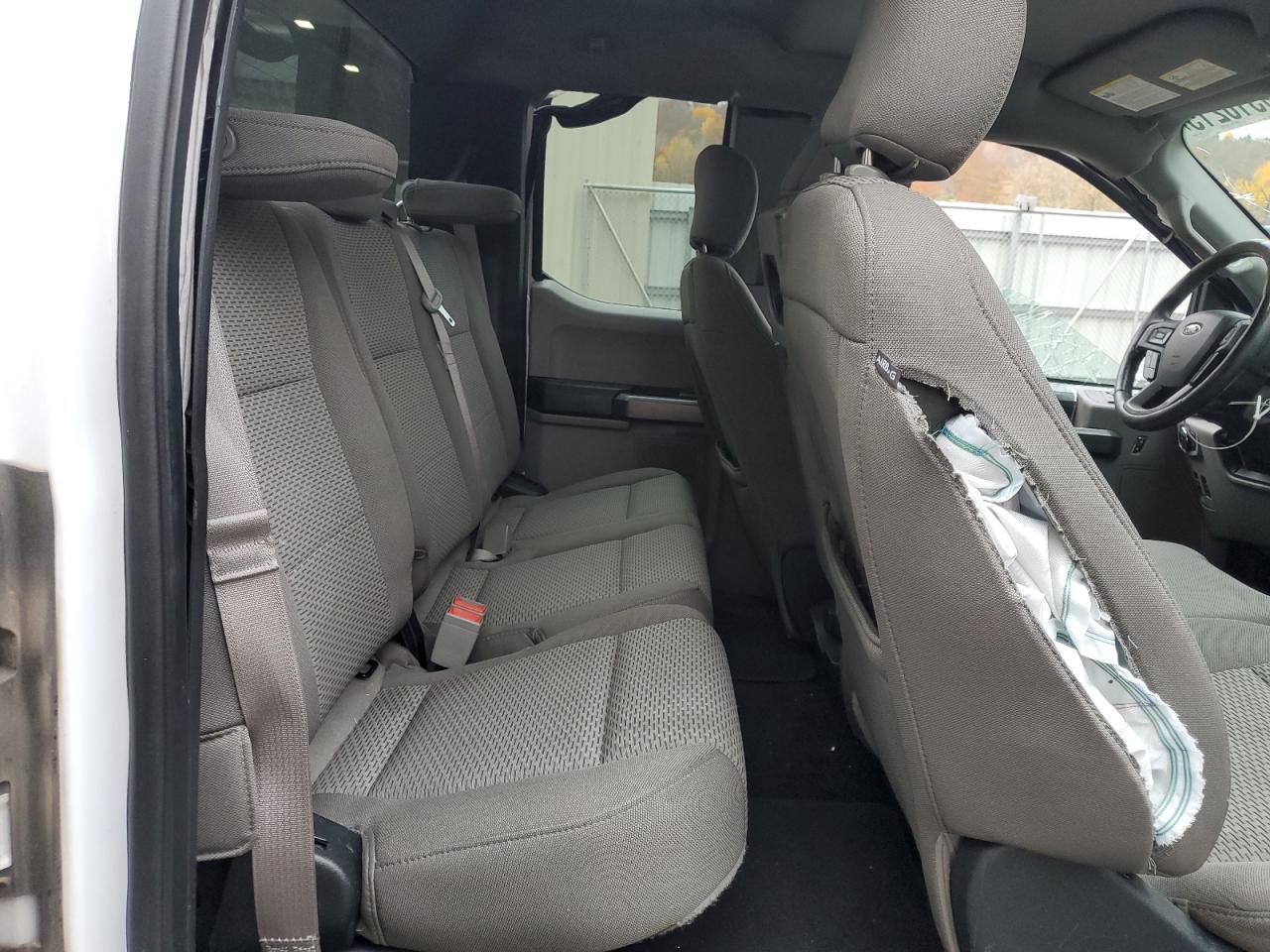 2018 Ford F150 Super Cab VIN: 1FTFX1EG2JKC54011 Lot: 89510215