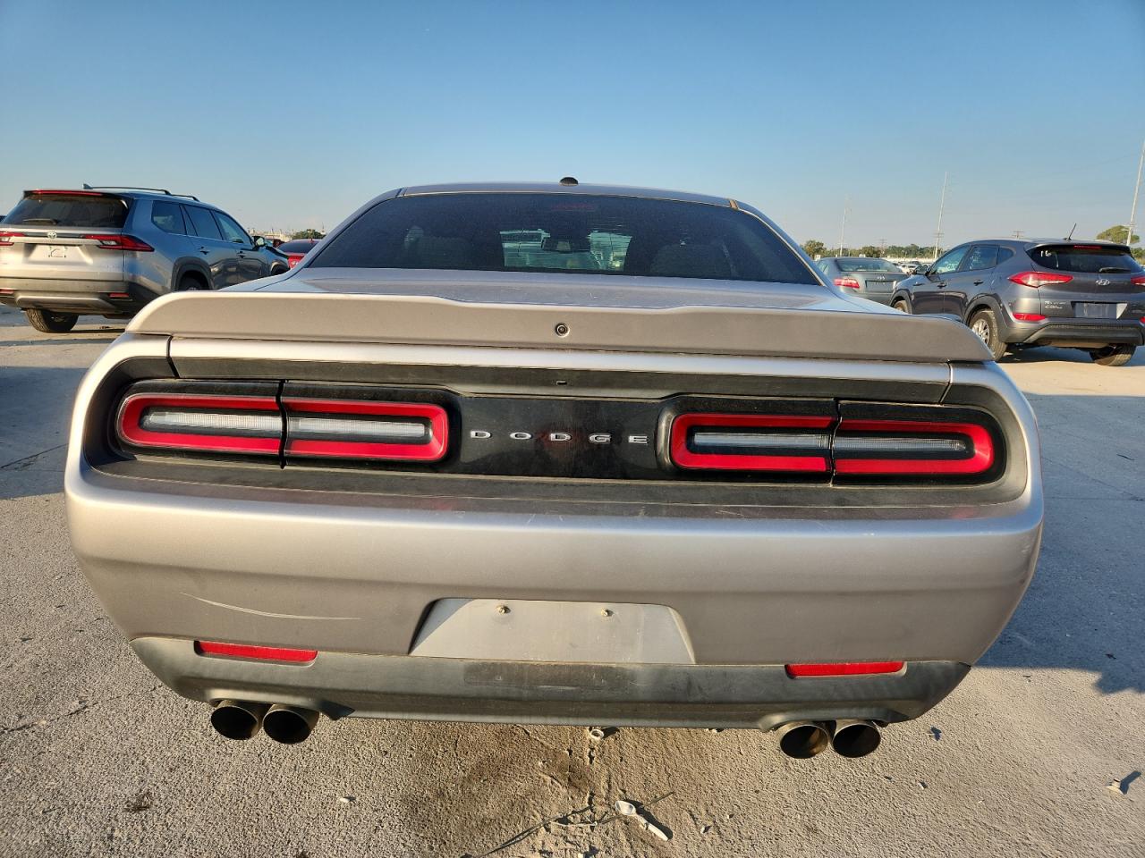 2018 Dodge Challenger Sxt VIN: 2C3CDZAG0JH226932 Lot: 84658535
