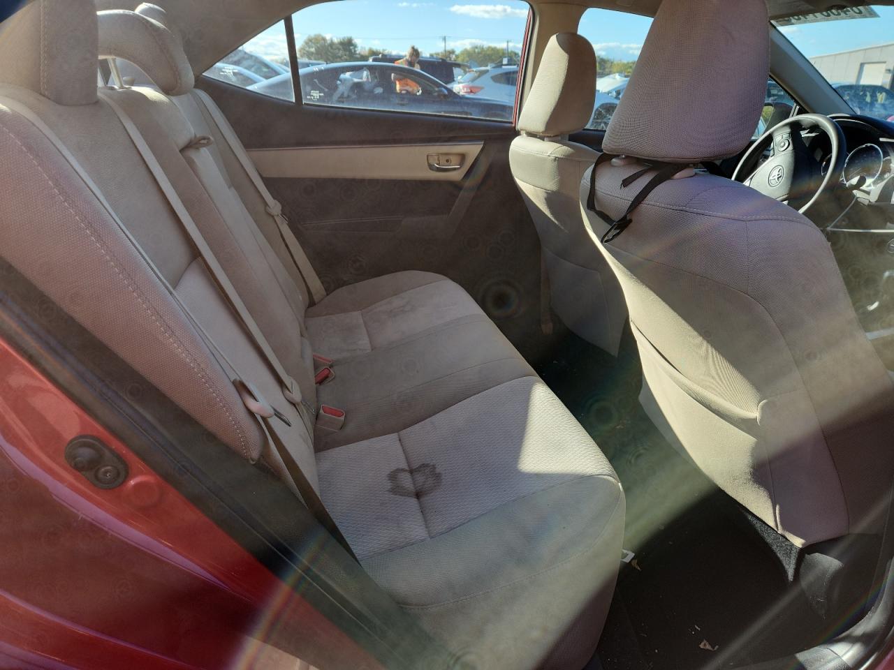 2015 Toyota Corolla L VIN: 5YFBURHEXFP196139 Lot: 84881455