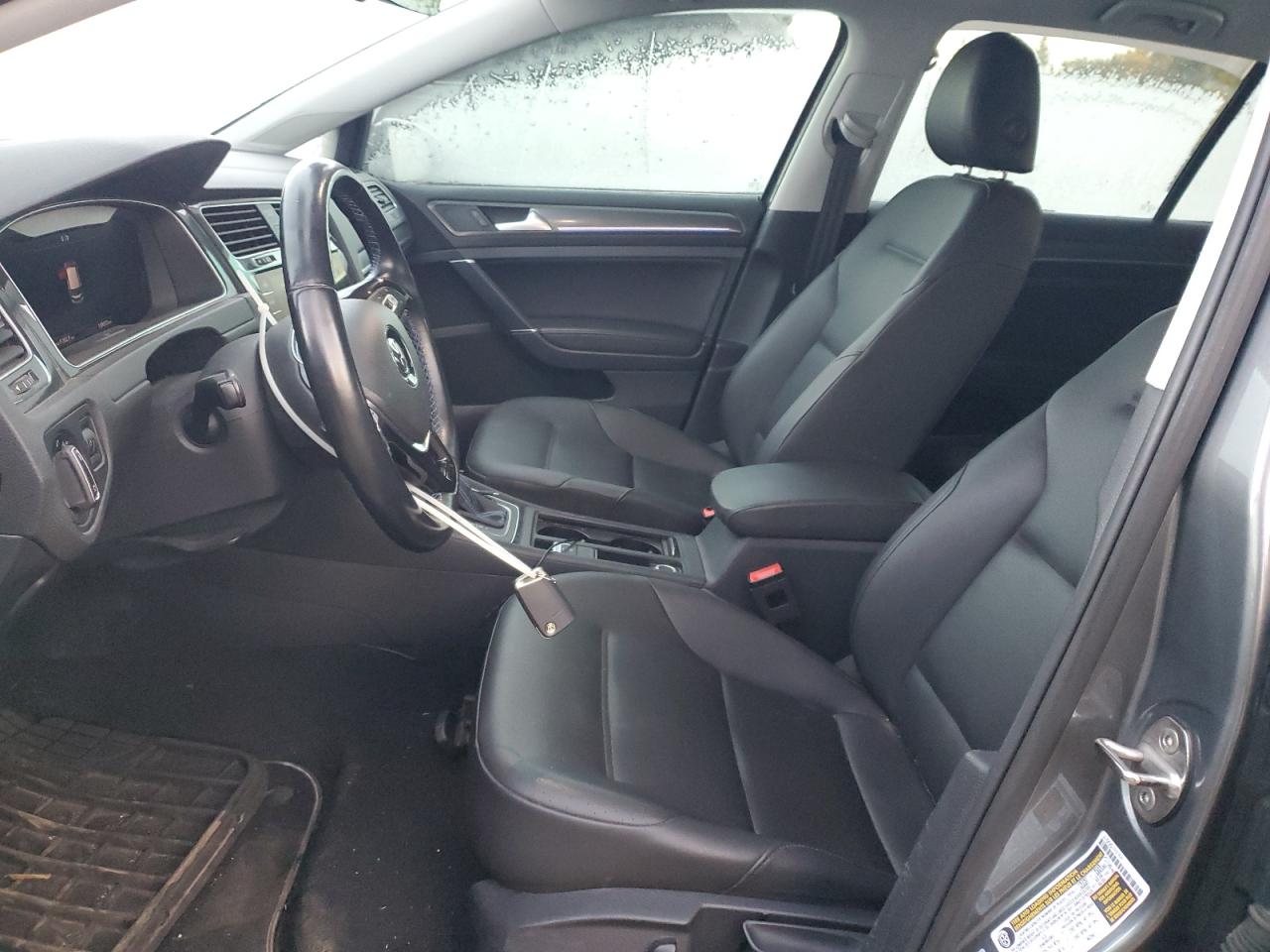 2018 Volkswagen E-Golf Sel Premium VIN: WVWPR7AU5JW913558 Lot: 90082345