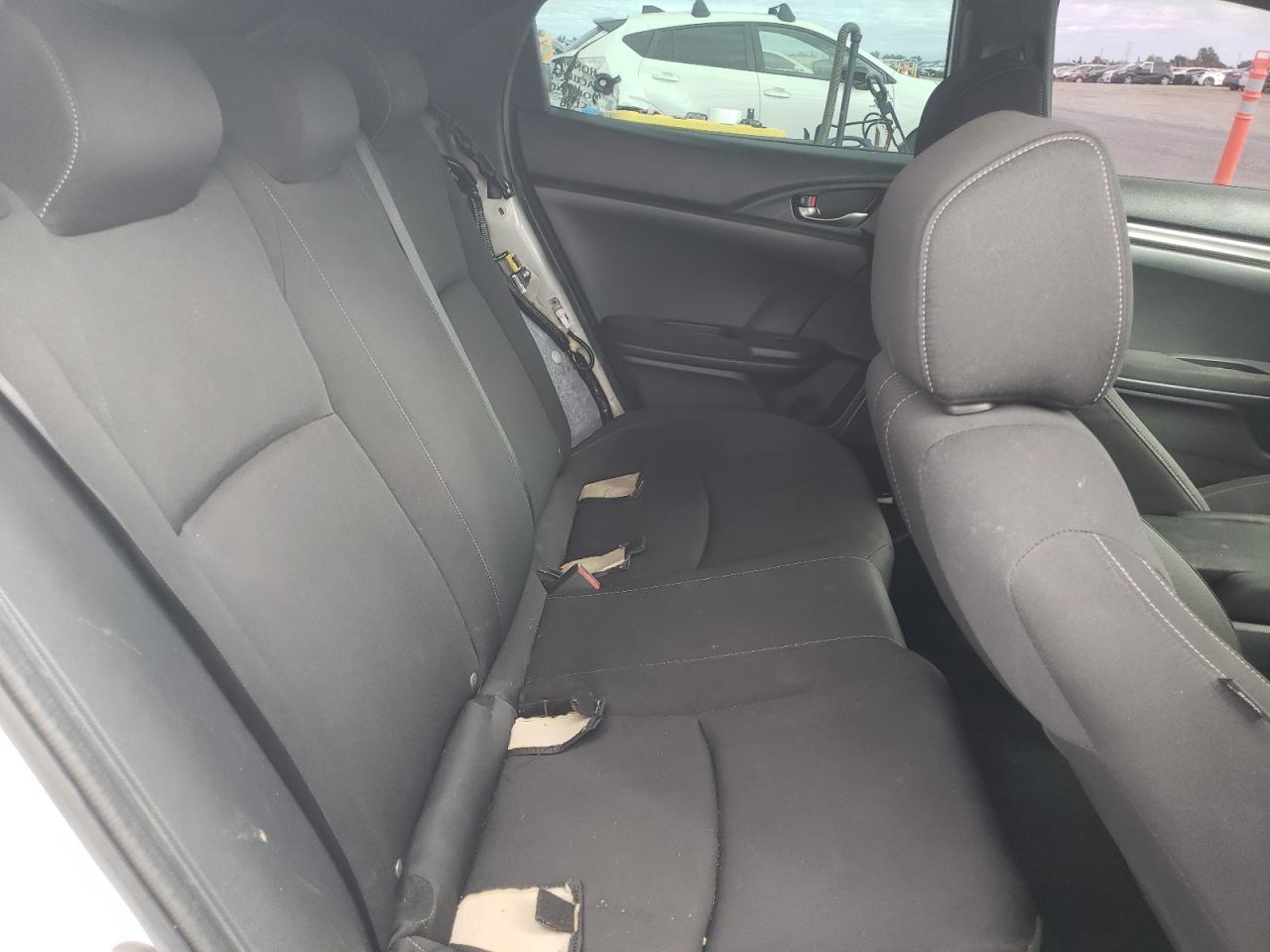 2018 Honda Civic Sport VIN: SHHFK7G42JU213359 Lot: 81806355