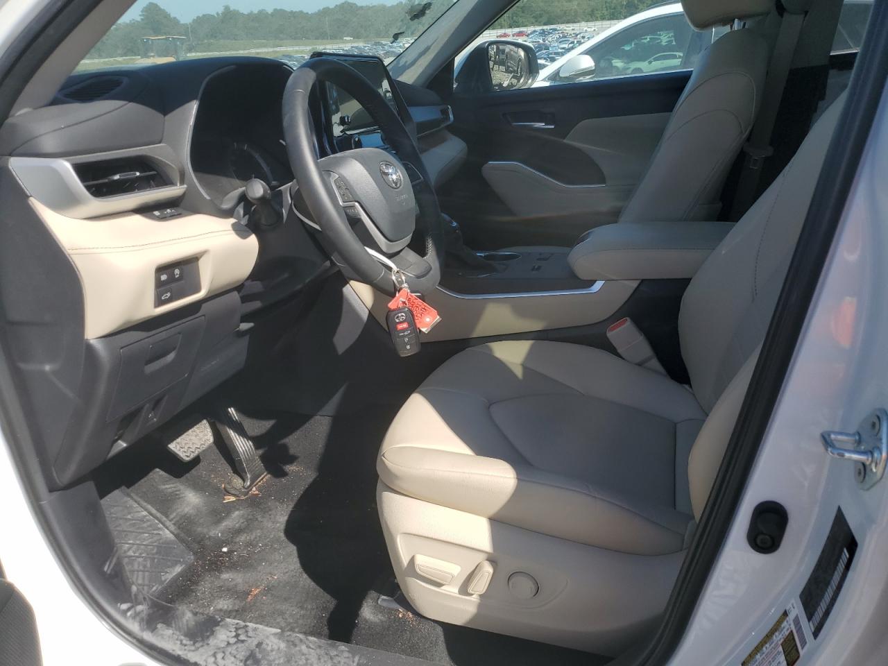 2024 Toyota Highlander Le VIN: 5TDKDRAH4RS549815 Lot: 82062715