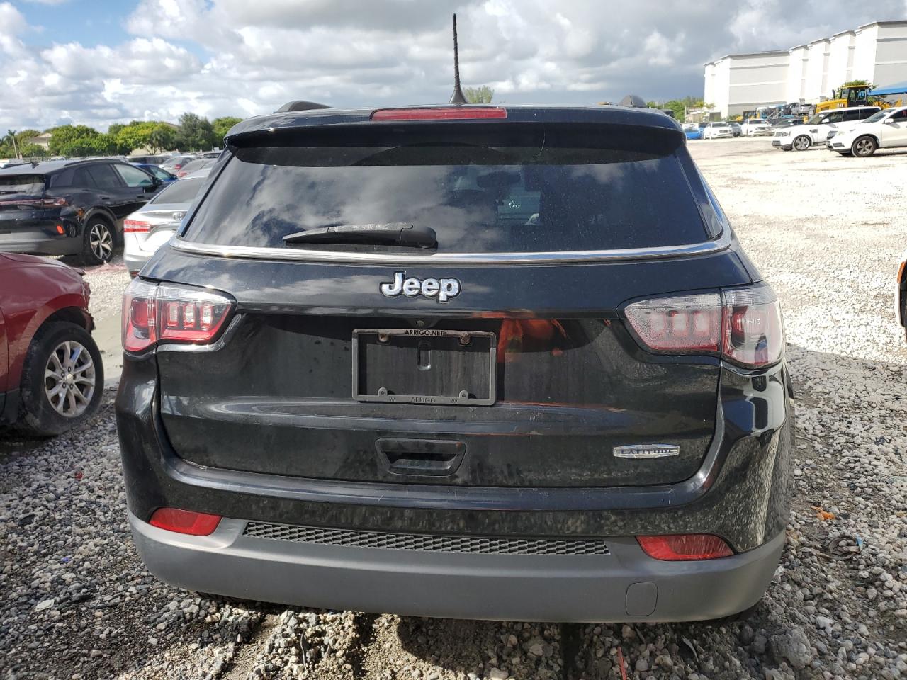 2020 Jeep Compass Latitude VIN: 3C4NJCBB9LT135908 Lot: 84303175