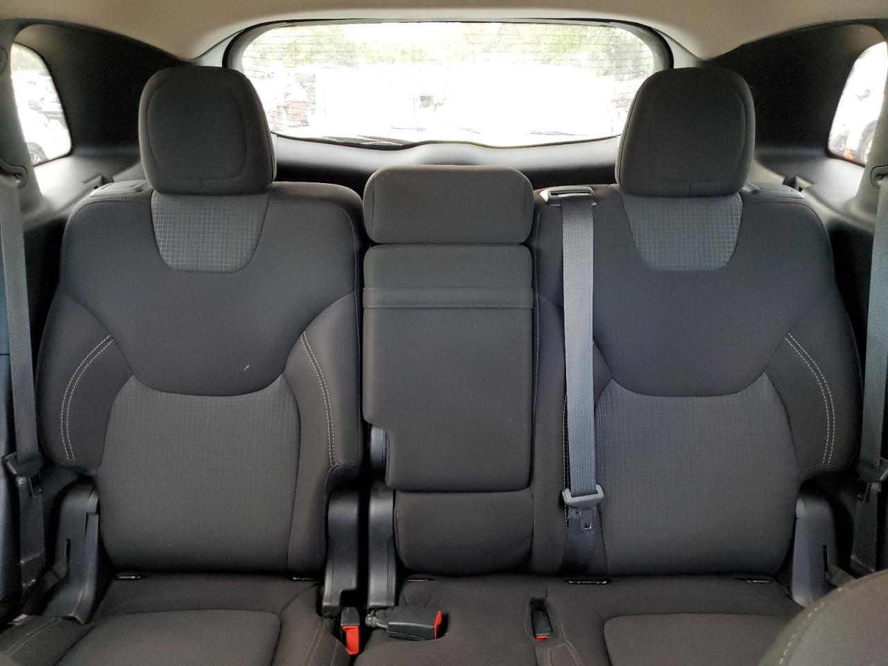 2017 Jeep Cherokee Latitude VIN: 1C4PJMCS5HW532269 Lot: 82644125