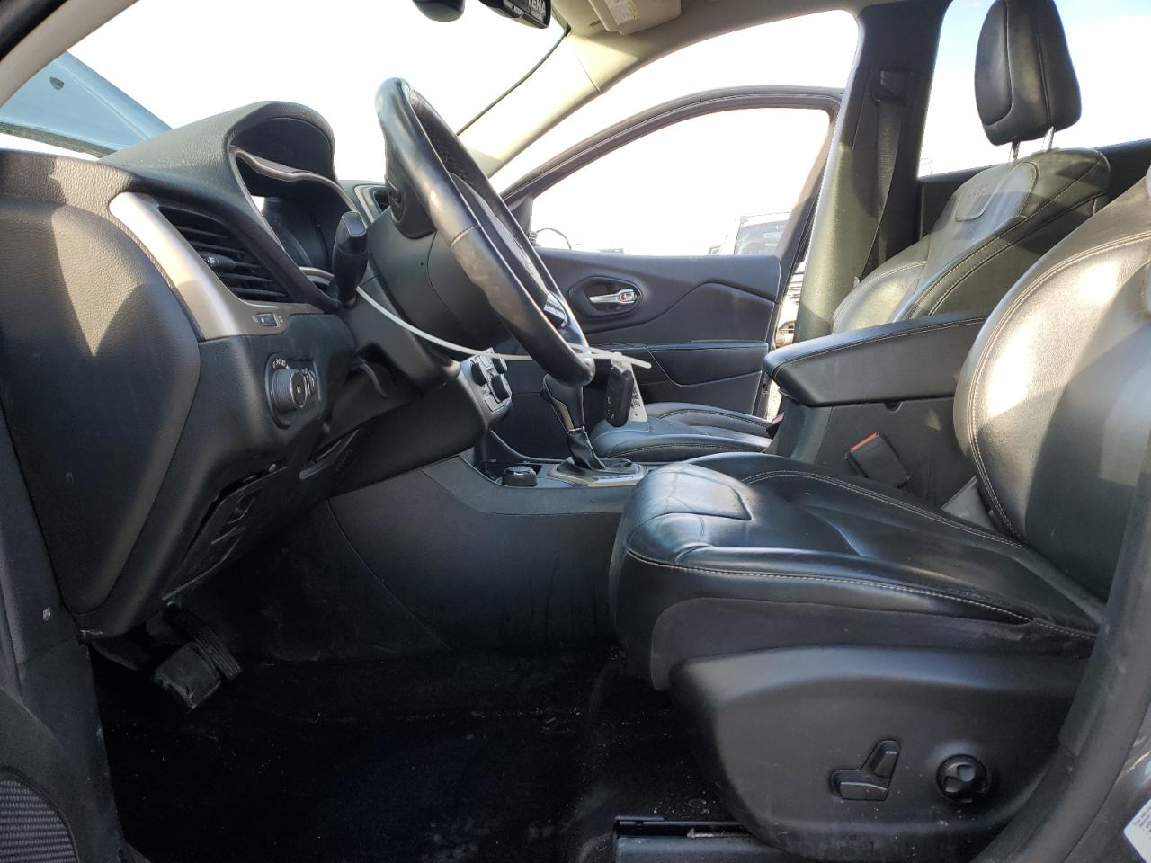 2015 Jeep Cherokee Limited VIN: 1C4PJMDS8FW678483 Lot: 90122475