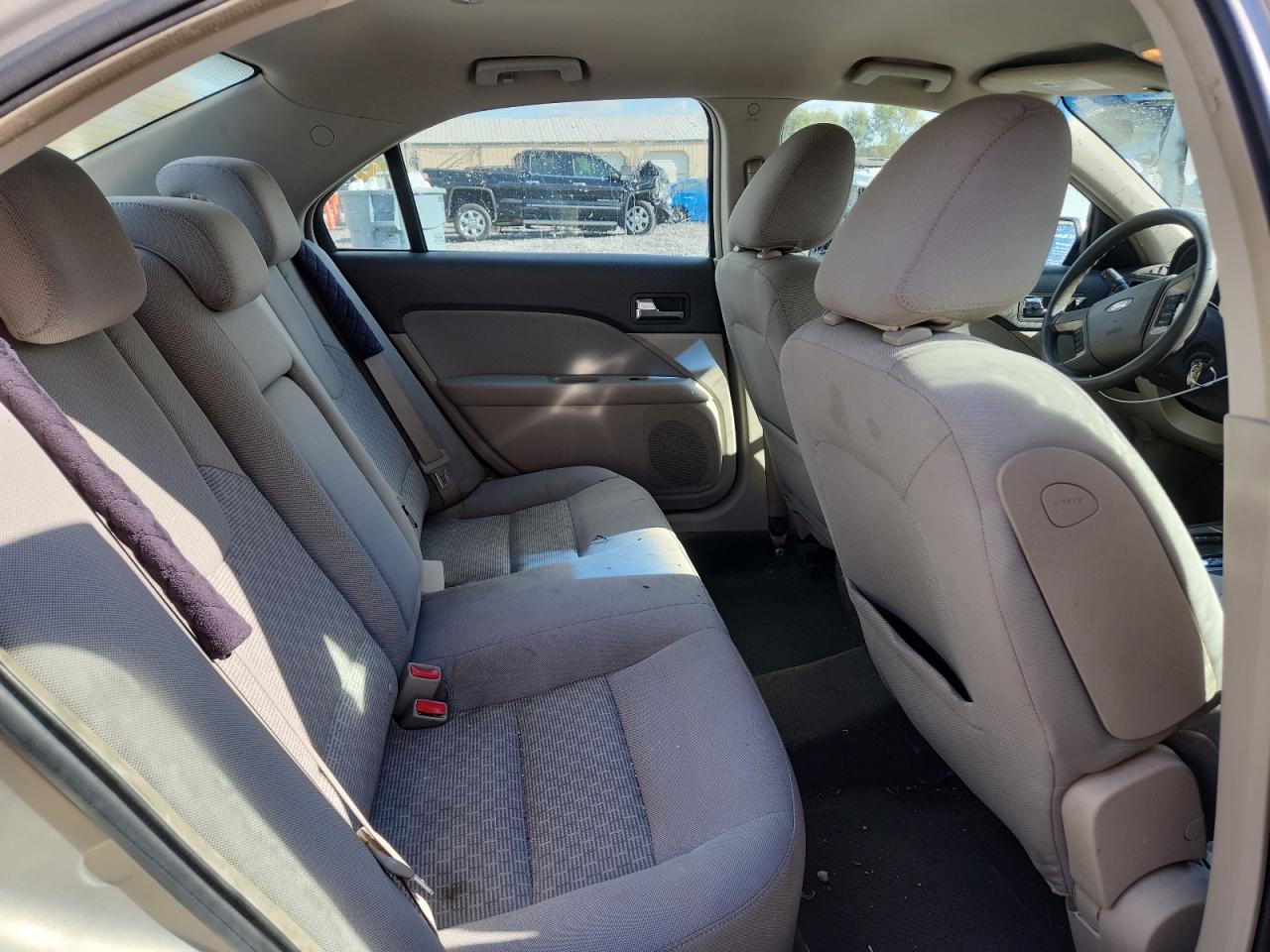 2010 Ford Fusion Se VIN: 3FAHP0HA3AR137825 Lot: 90873165