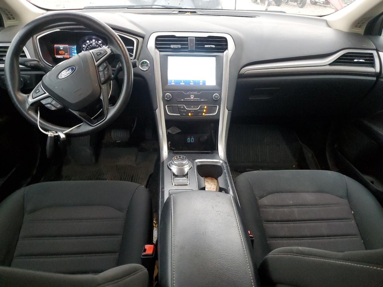 2020 Ford Fusion Se VIN: 3FA6P0HD7LR120319 Lot: 81842185