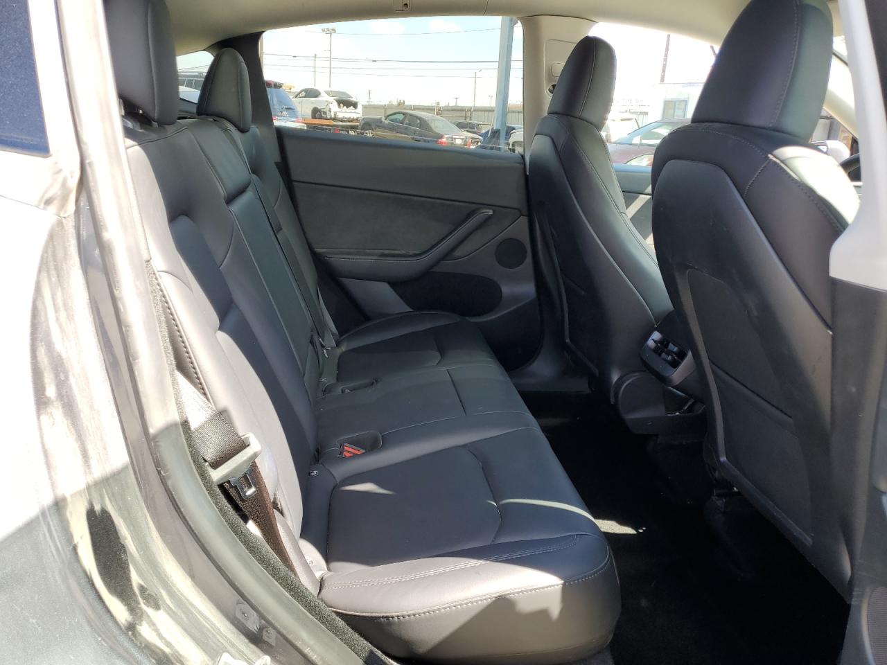 2023 Tesla Model Y VIN: 7SAYGDEE7PF898377 Lot: 84937405