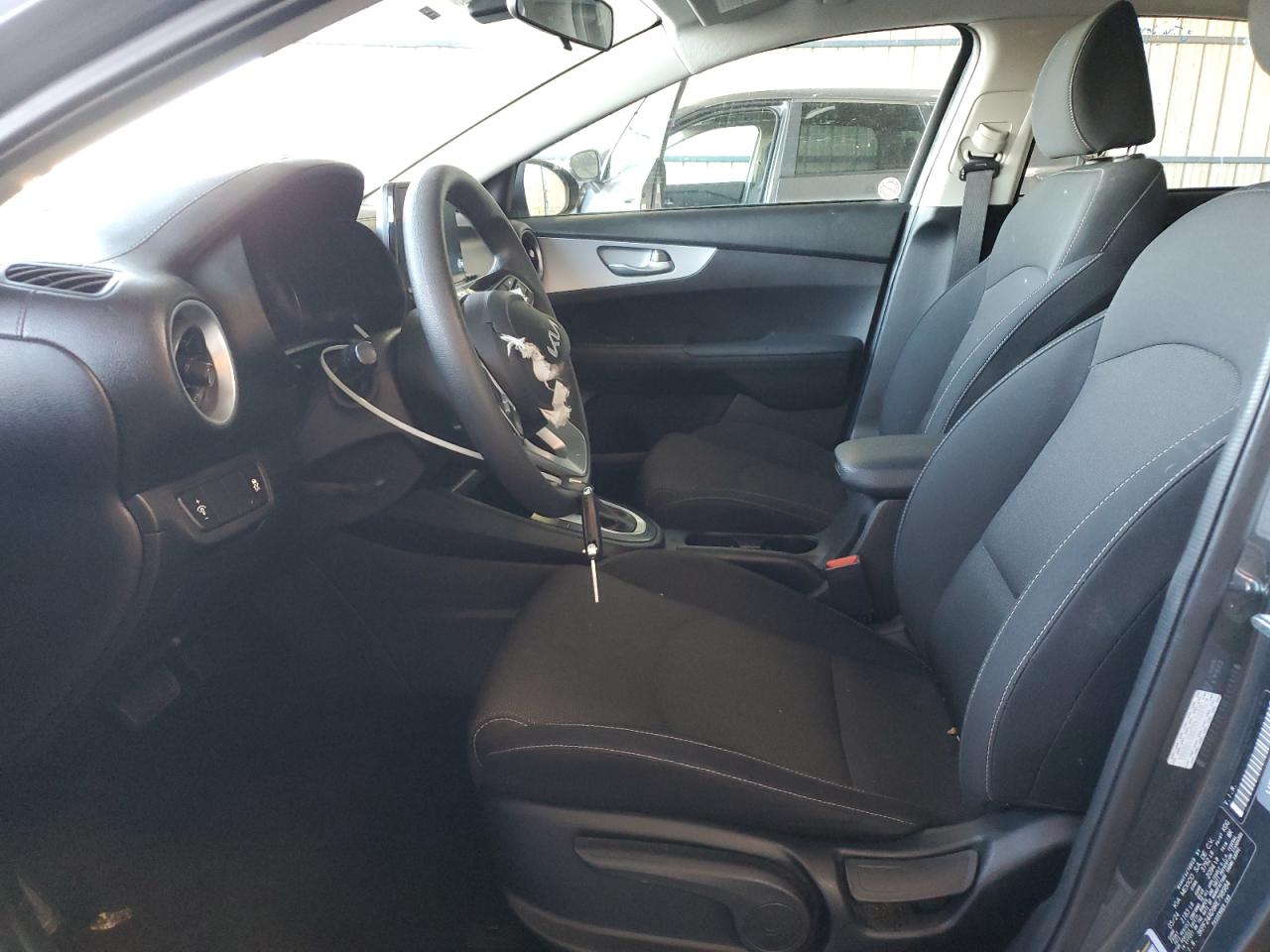 2024 Kia Forte Lx VIN: 3KPF24AD9RE798984 Lot: 90443705