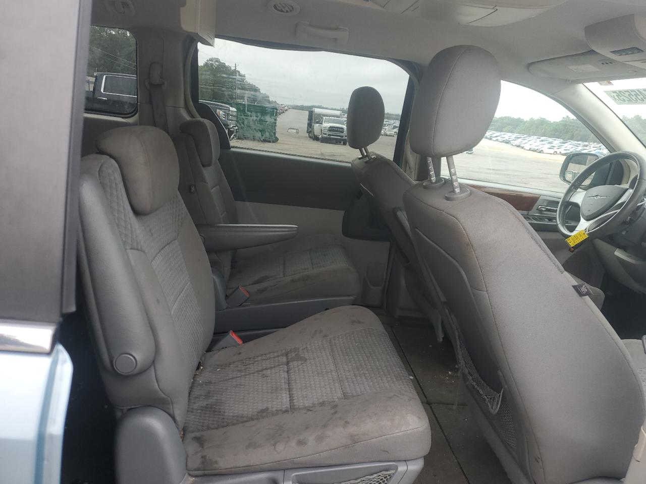 2009 Chrysler Town & Country Touring VIN: 2A8HR54119R529123 Lot: 85545525